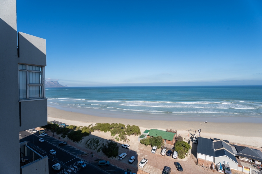 To Let 3 Bedroom Property for Rent in Strand North Western Cape